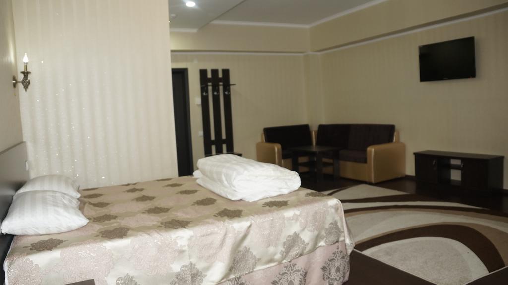 Home Hotel Astana Номер фото