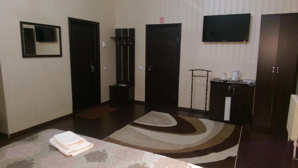 Home Hotel Astana Экстерьер фото